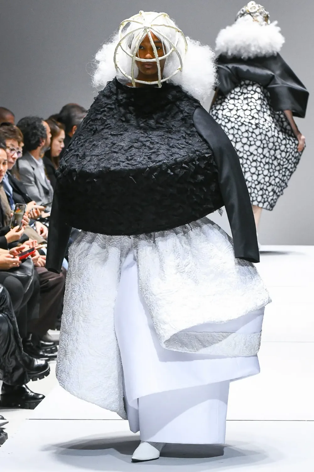 コムデギャルソン 2023年春夏 LOOK 8