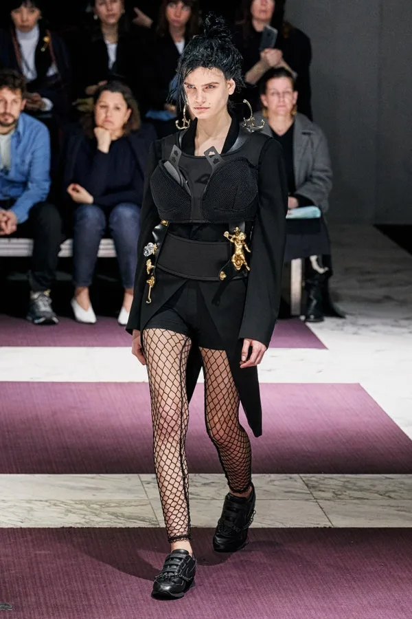 コムデギャルソン 2019秋冬 LOOK 17