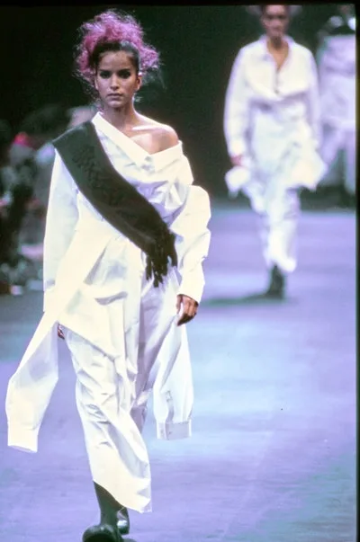 コムデギャルソン 1992秋冬 LOOK 33
