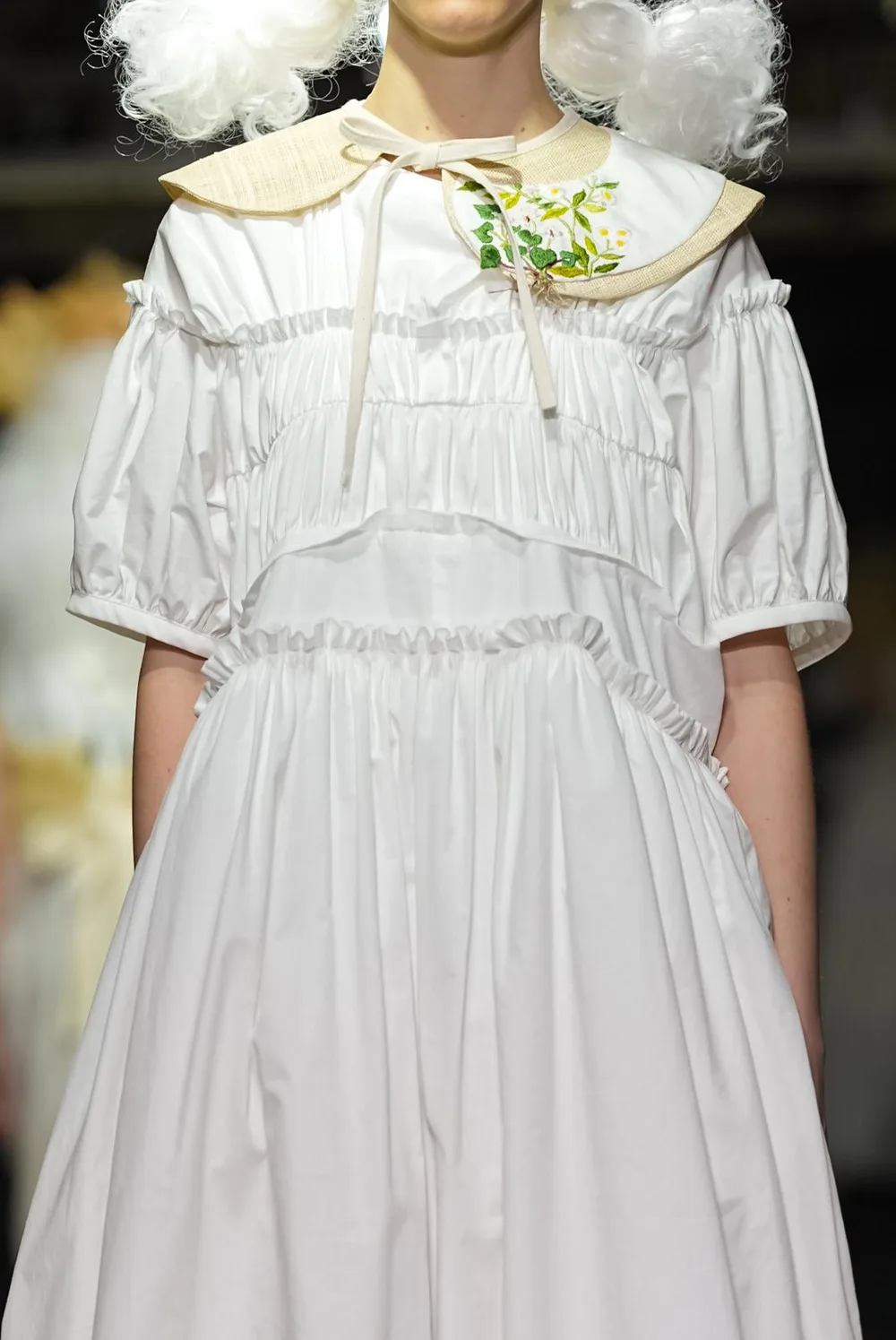 タオ 2027年春夏 LOOK 38 / VIEW 2