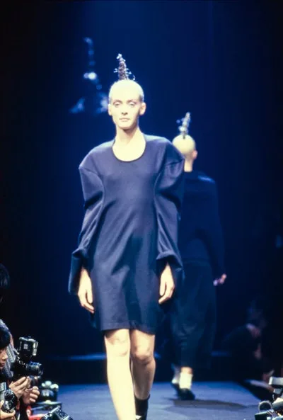 コムデギャルソン 1995秋冬 LOOK 9