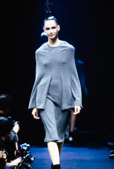 コムデギャルソン 1995秋冬 LOOK 8