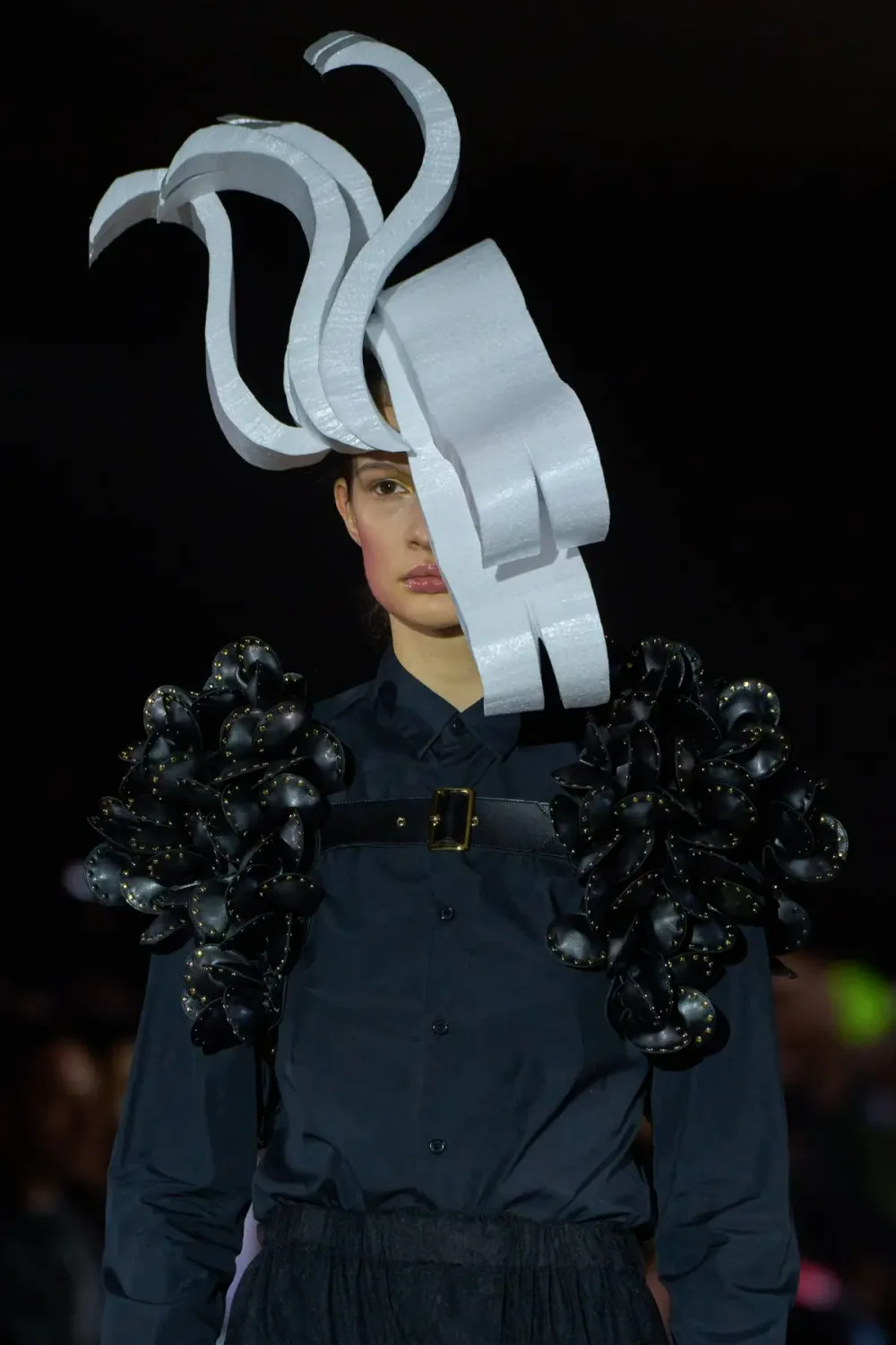 ノワールケイニノミヤ 2025年秋冬 LOOK 11 / VIEW 2
