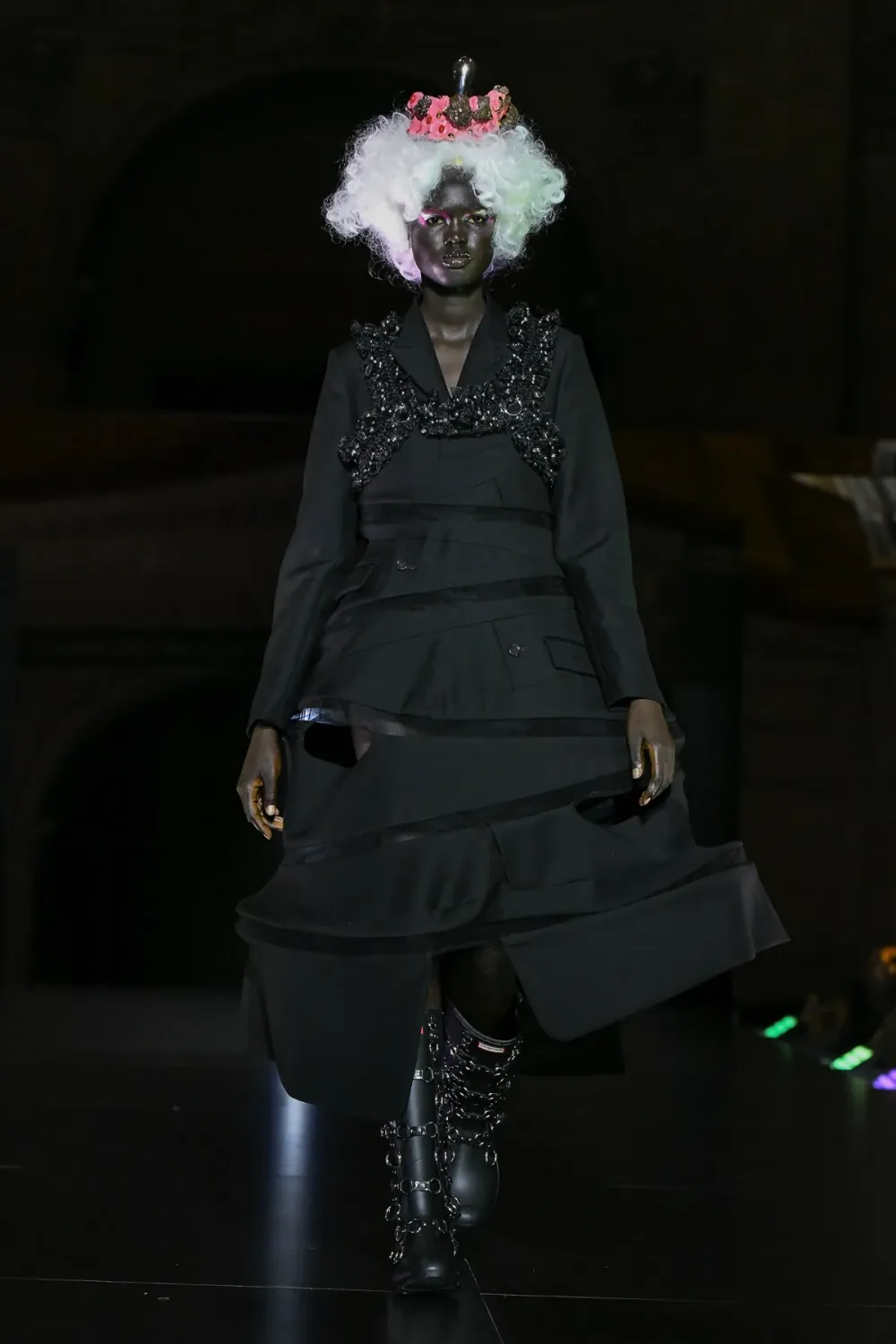 ノワールケイニノミヤ 2023年春夏 LOOK 18