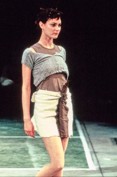 コムデギャルソン 1994秋冬 LOOK 32
