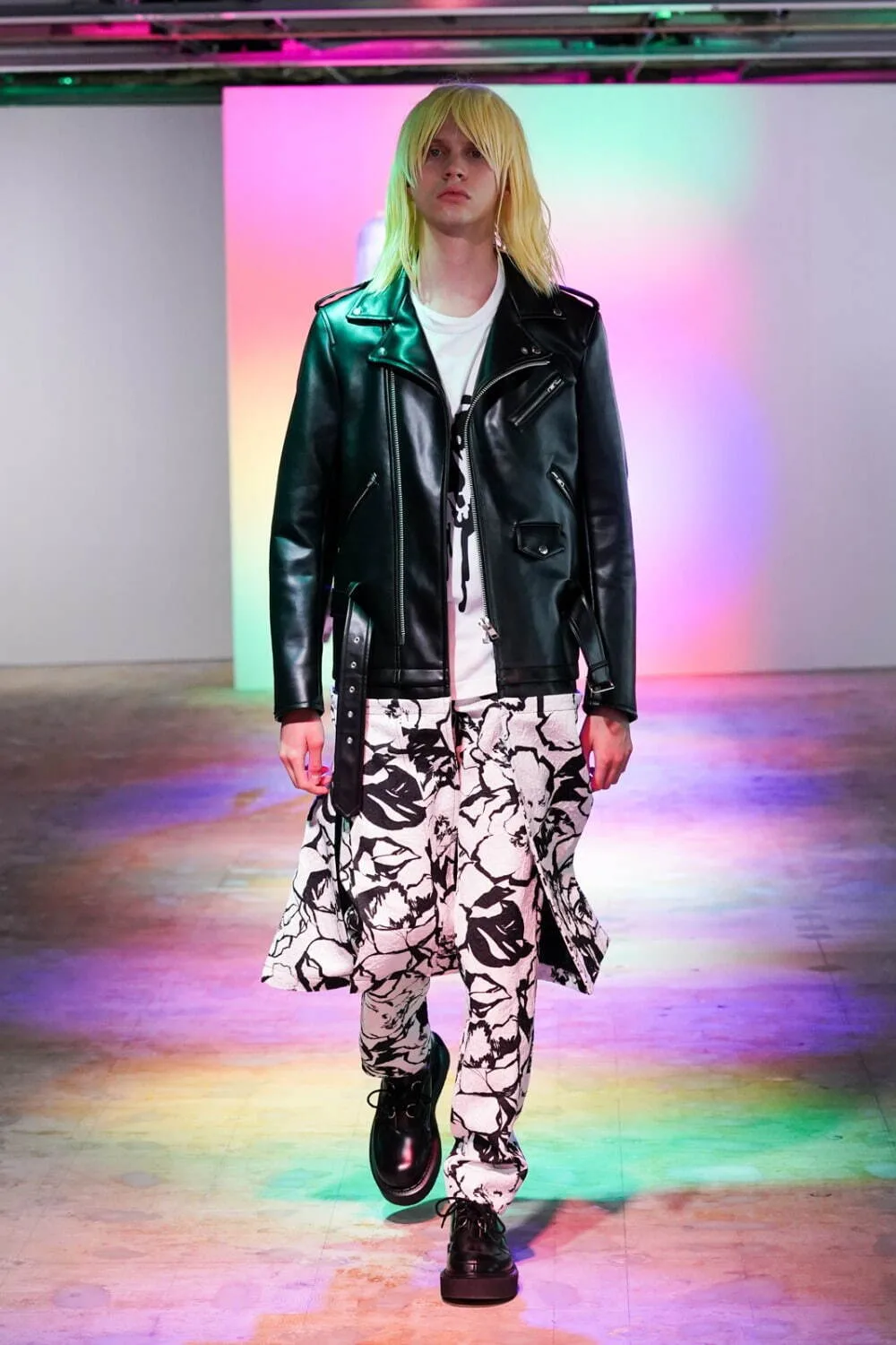 コムデギャルソンオムプリュス 2022年春夏 LOOK 28