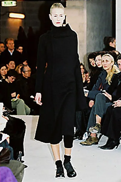 コムデギャルソン 2002秋冬 LOOK 23