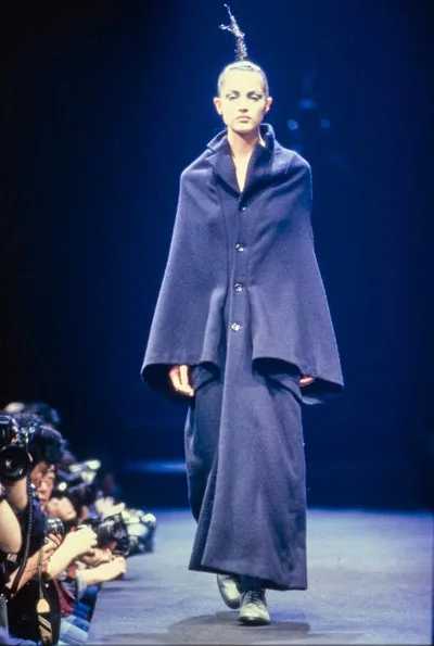 コムデギャルソン 1995秋冬 LOOK 25