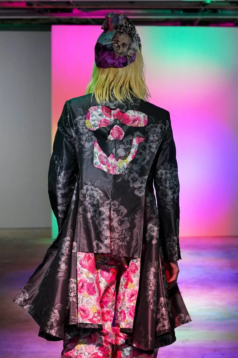 コムデギャルソンオムプリュス 2022年春夏 LOOK 15 / VIEW 4