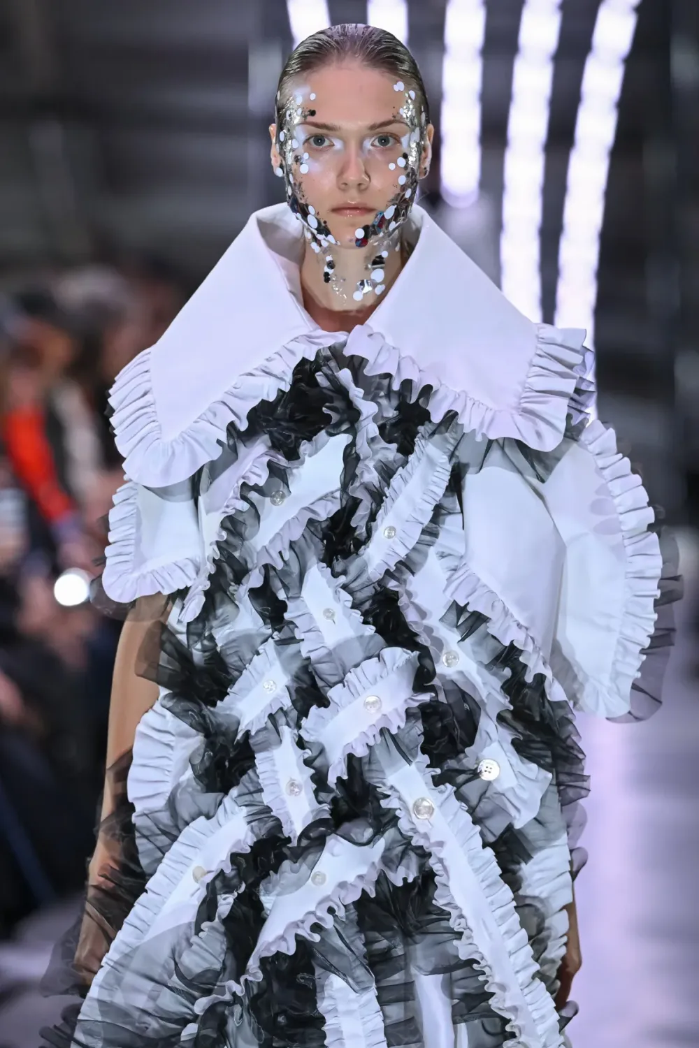 ノワールケイニノミヤ 2024年春夏 LOOK 13 / VIEW 2