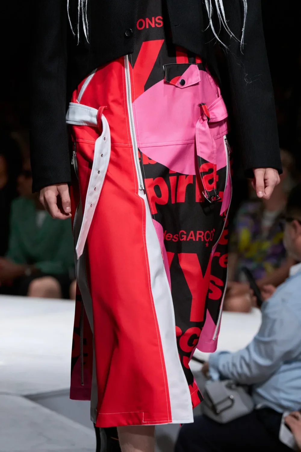 コムデギャルソンオムプリュス 2027年春夏 LOOK 39 / VIEW 3