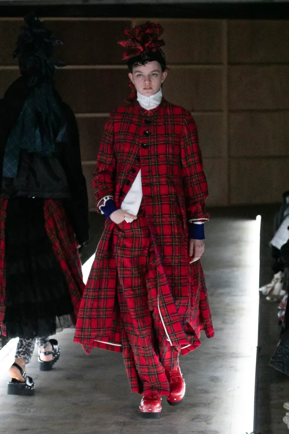 タオ 2023年秋冬 LOOK 7