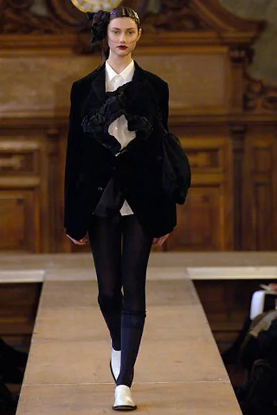 コムデギャルソン 2006秋冬 LOOK 9