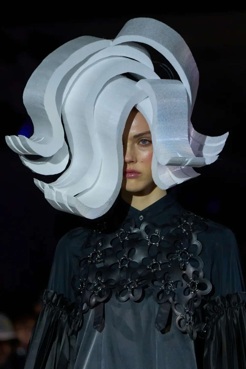 ノワールケイニノミヤ 2025年秋冬 LOOK 15 / VIEW 2