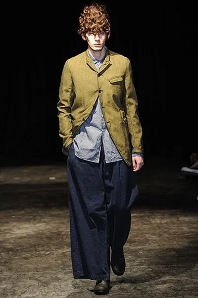 コムデギャルソンオムプリュス 2011秋冬 LOOK 19