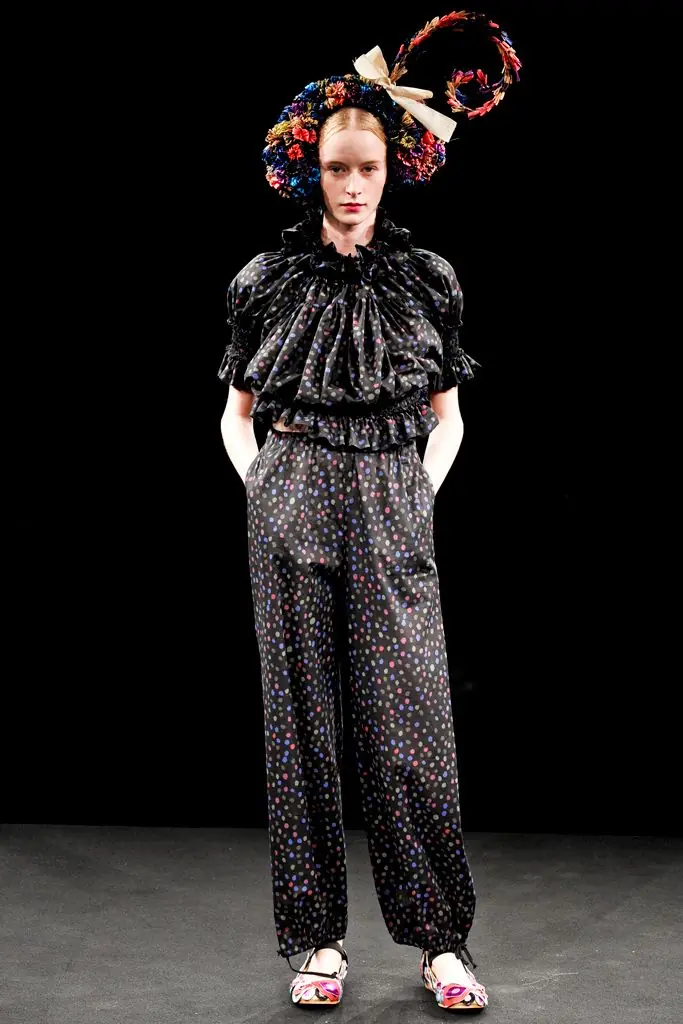 タオ 2011年春夏 LOOK 19