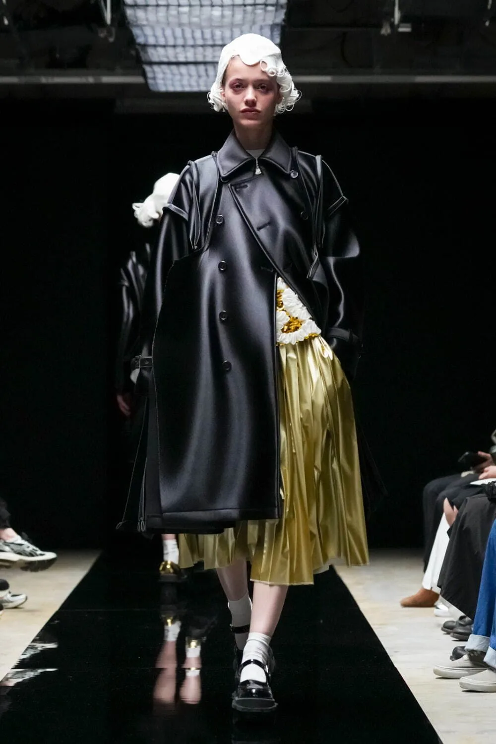 タオ 2025年秋冬 LOOK 10