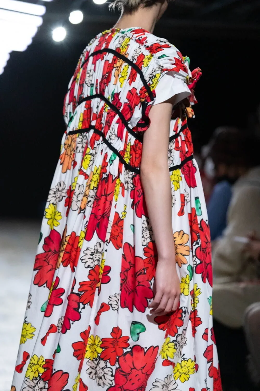 タオ 2023年春夏 LOOK 30 / VIEW 2