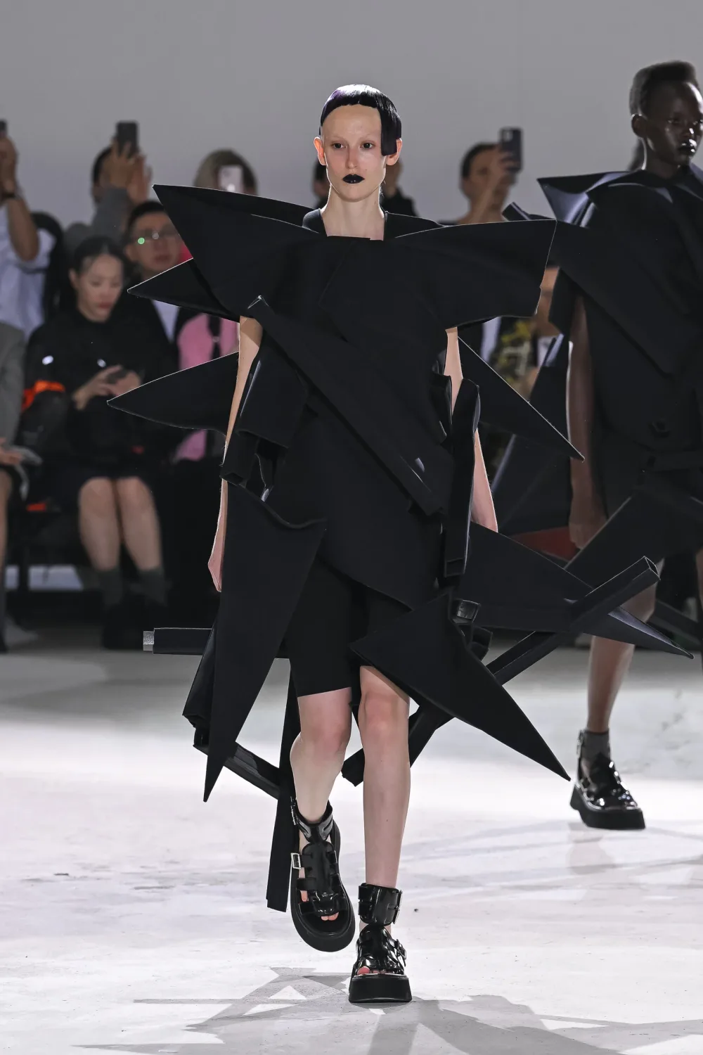 ジュンヤワタナベ 2024年春夏 LOOK 1 / VIEW 2