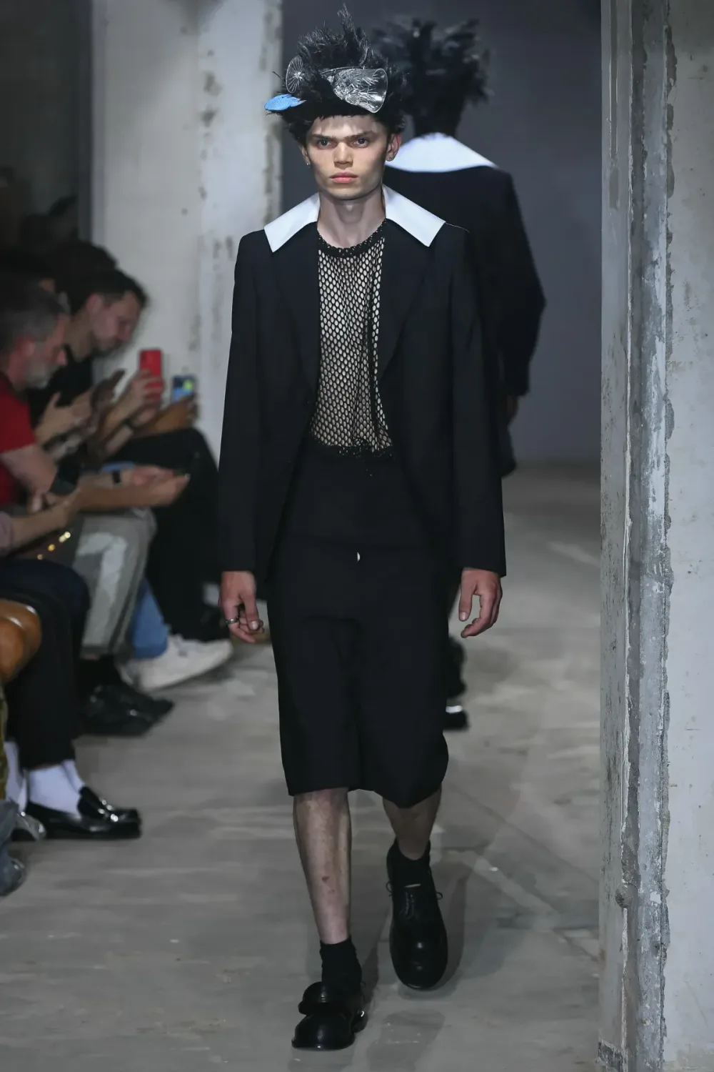 コムデギャルソンオムプリュス 2024年春夏 LOOK 2