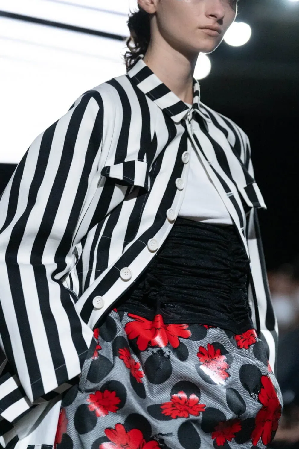 タオ 2023年春夏 LOOK 2 / VIEW 2