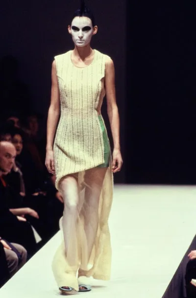 コムデギャルソン 1997秋冬 LOOK 25