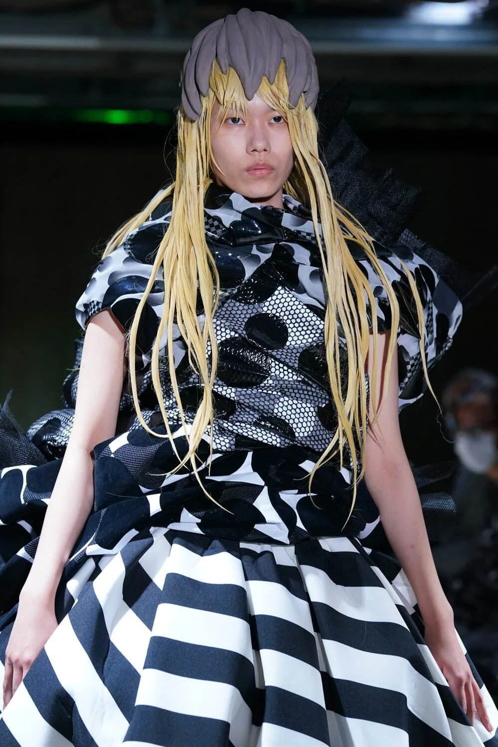 コムデギャルソン 2022年春夏 LOOK 11 / VIEW 2