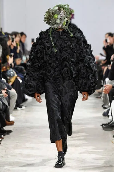 ノワールケイニノミヤ 2018秋冬 LOOK 35