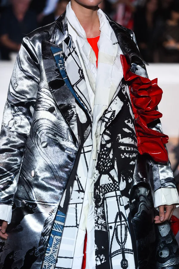 コムデギャルソン 2018春夏 LOOK 10 / VIEW 2