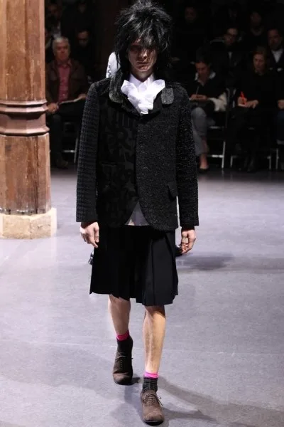 コムデギャルソンオムプリュス 2012秋冬 LOOK 25