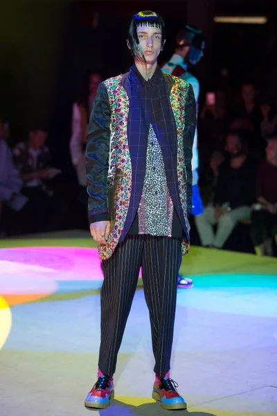 コムデギャルソンオムプリュス 2018春夏 LOOK 3