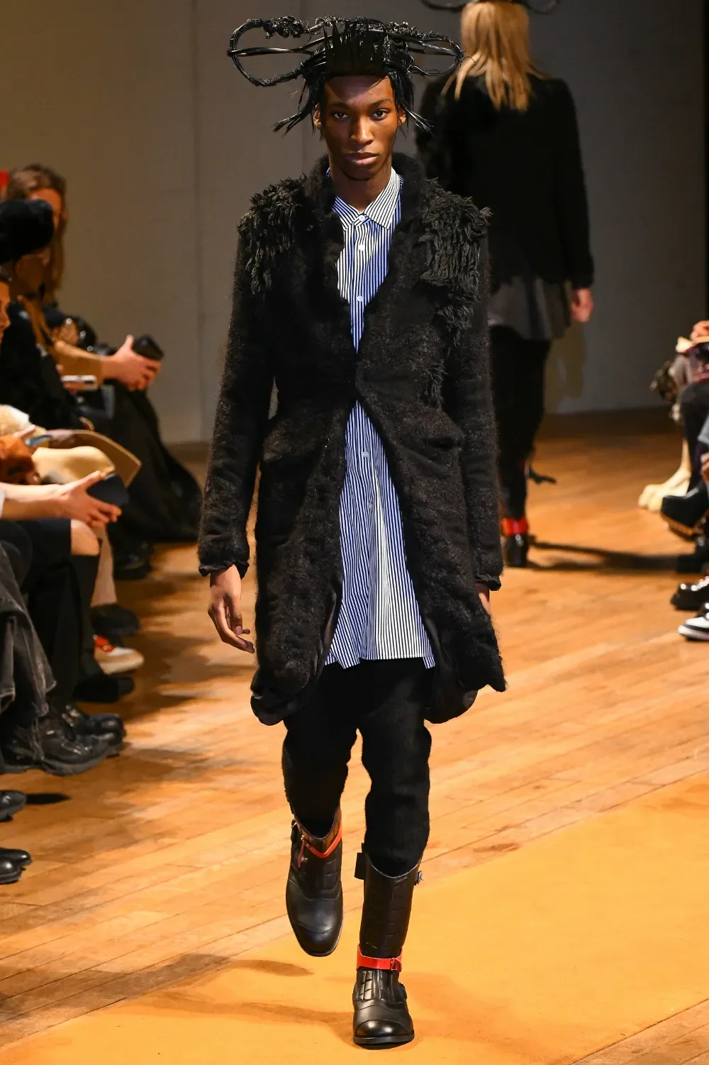 コムデギャルソンオムプリュス 2023年秋冬 LOOK 18