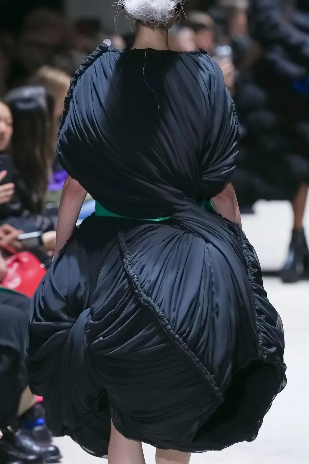 コムデギャルソン 2026年秋冬 LOOK 13 / VIEW 4