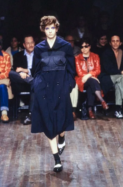 コムデギャルソン 2001秋冬 LOOK 45