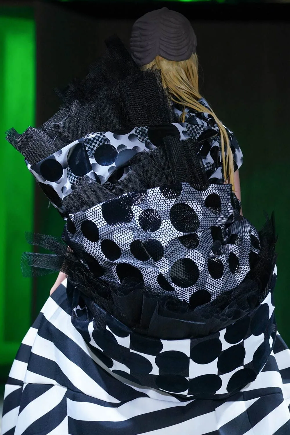 コムデギャルソン 2022年春夏 LOOK 11 / VIEW 3