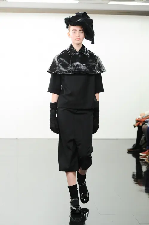 トリコ・コムデギャルソン 2014年秋冬 LOOK 32