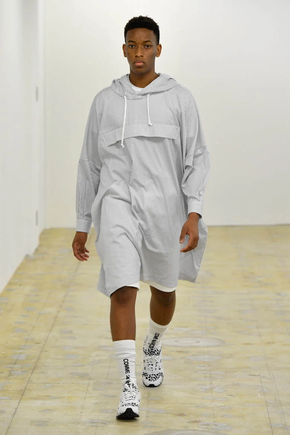 コムデギャルソンシャツ 2022年春夏 LOOK 10