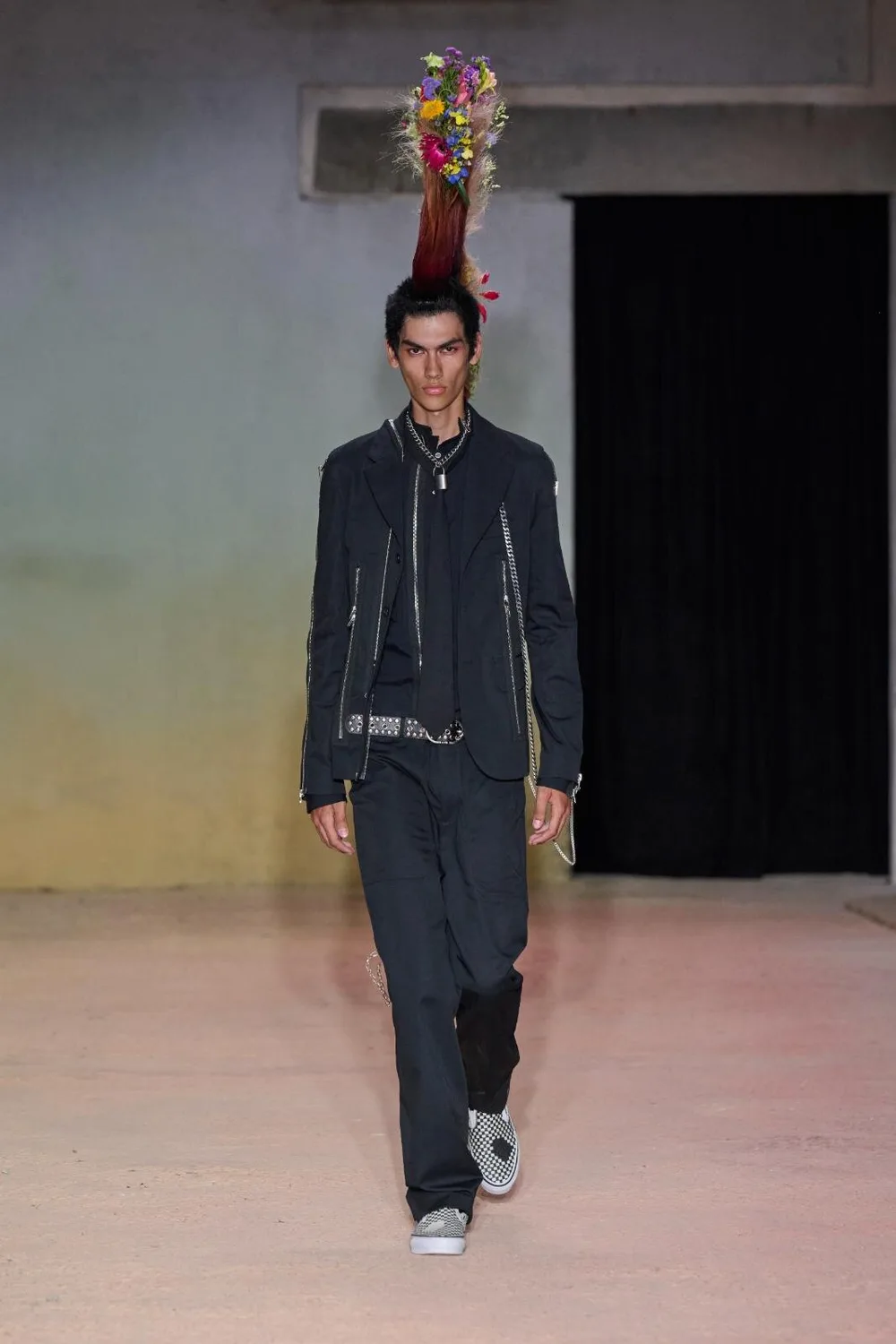 ディーエスエムケイニノミヤ 2027年春夏 LOOK 27