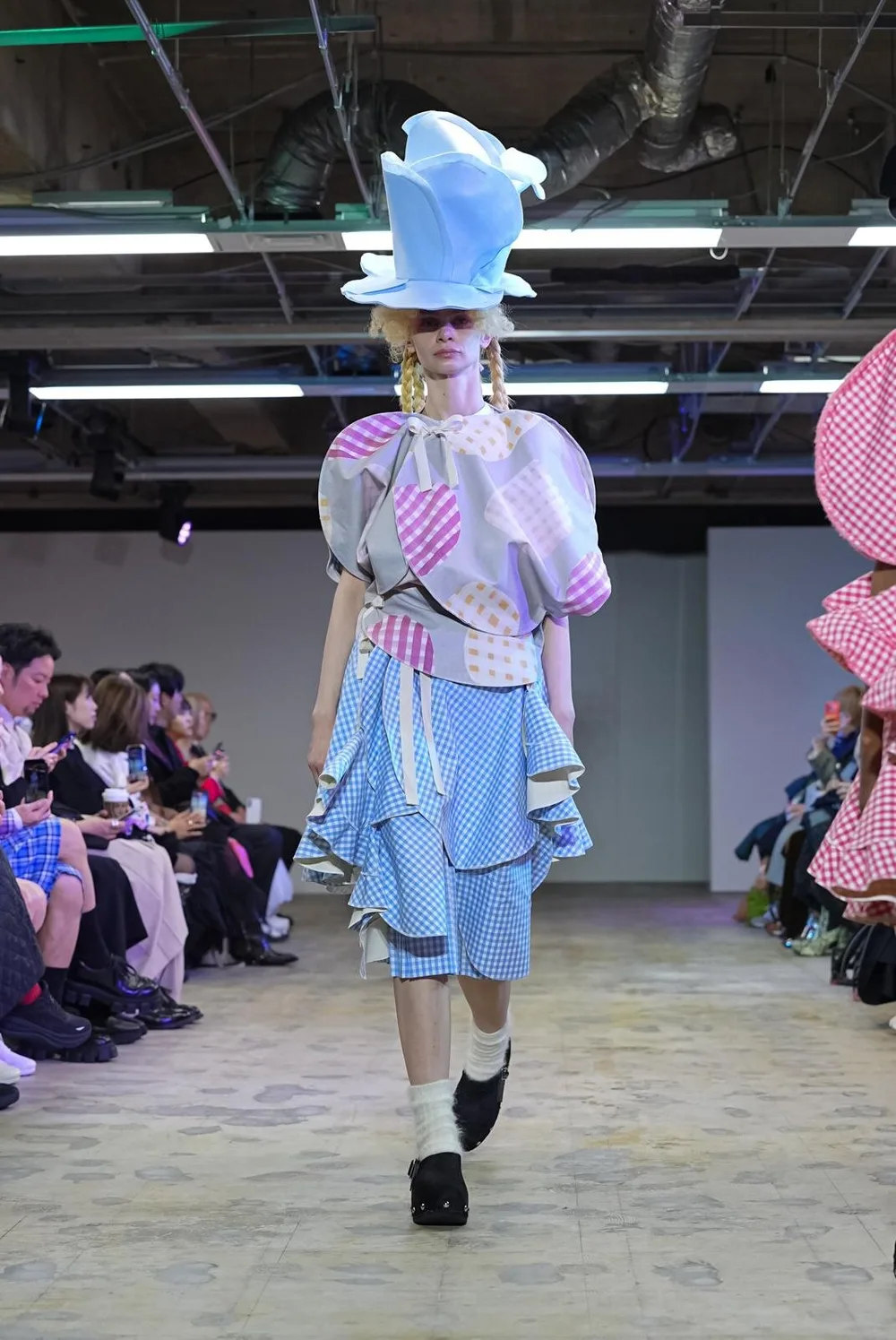 タオ 2026年秋冬 LOOK 4