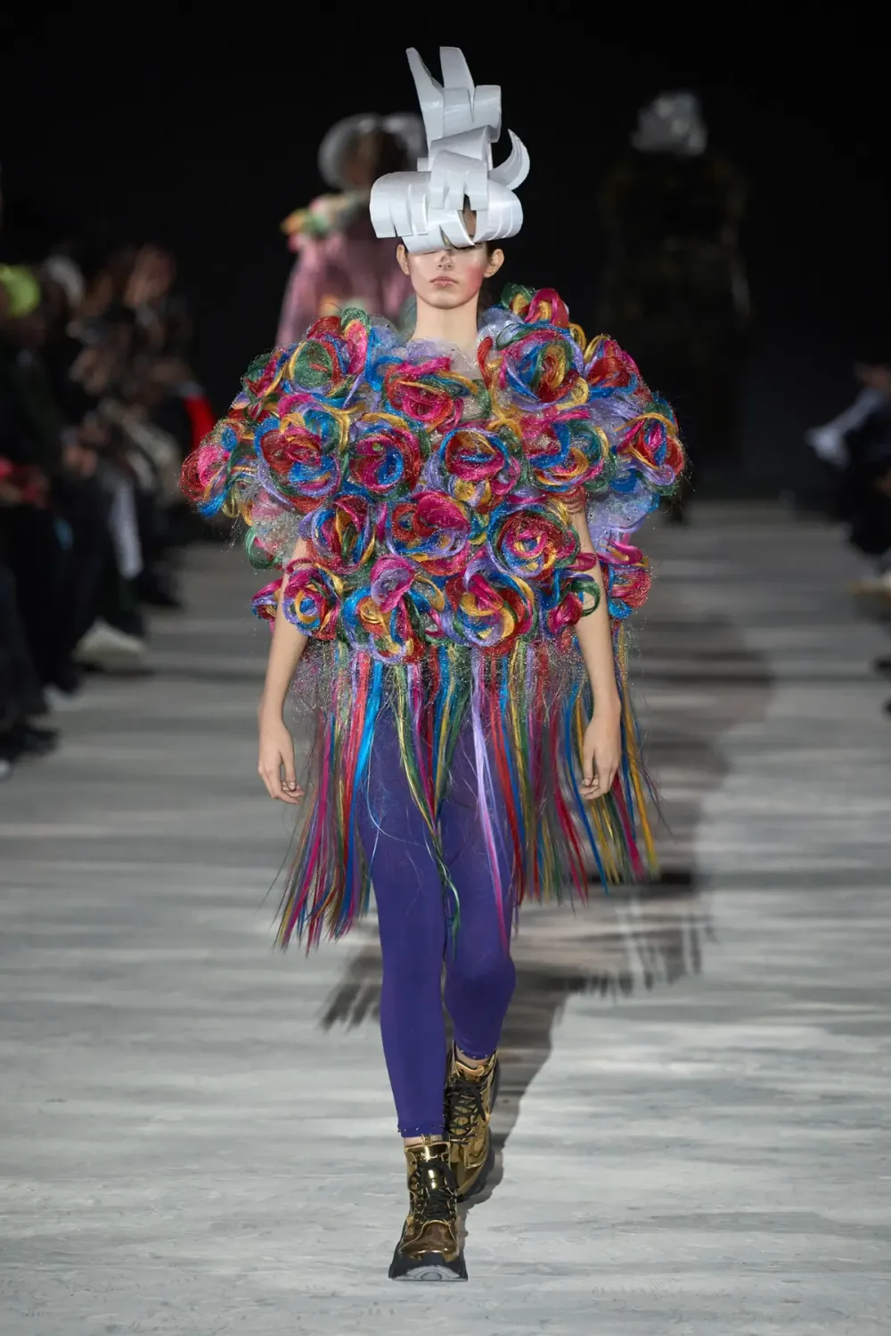 ノワールケイニノミヤ 2025年秋冬 LOOK 25
