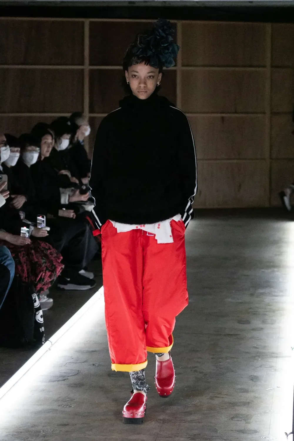 タオ 2023年秋冬 LOOK 37