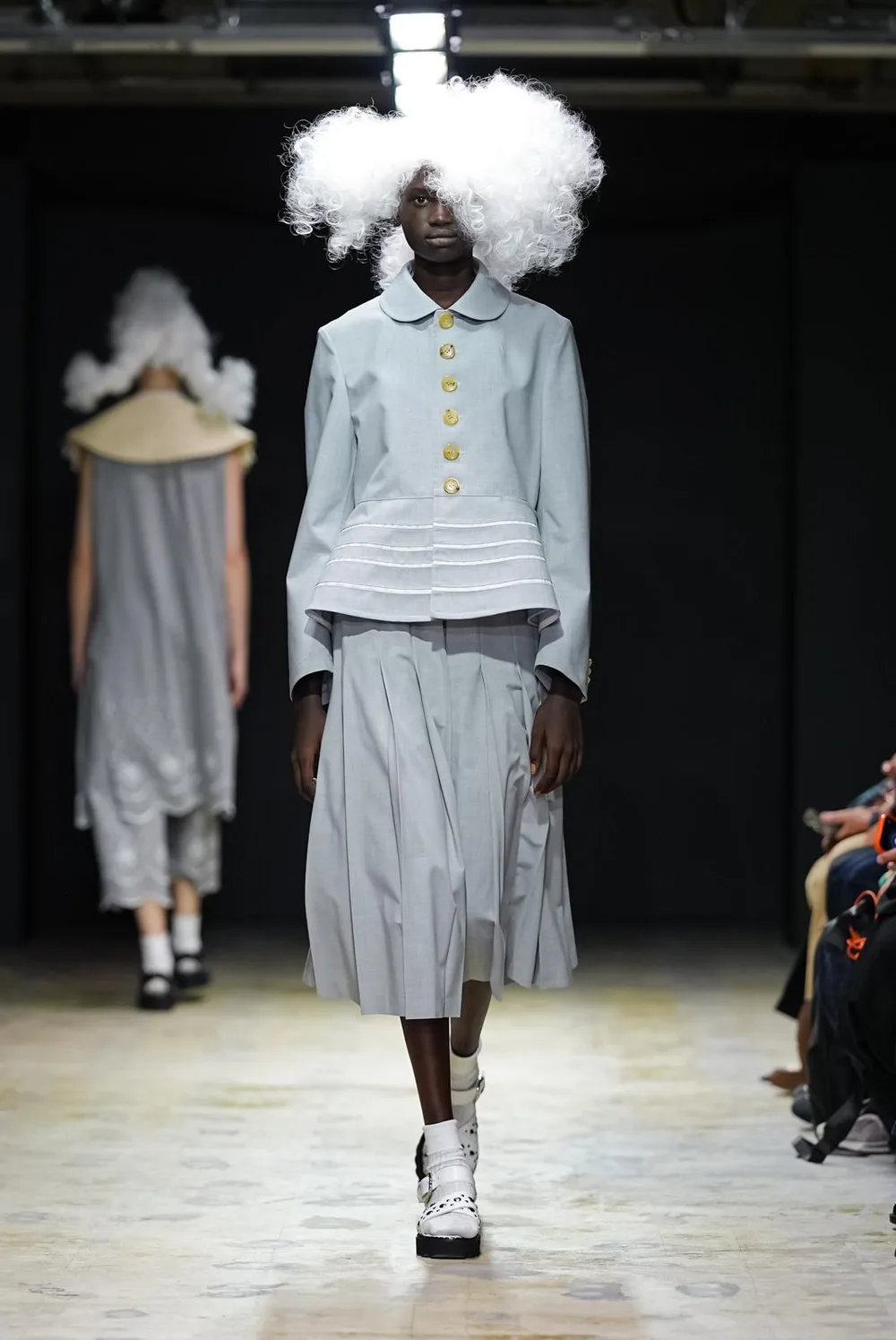 タオ 2027年春夏 LOOK 14