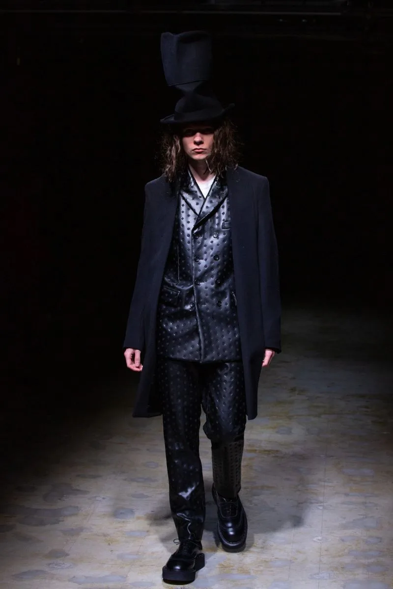 コムデギャルソンオムプリュス 2022年秋冬 LOOK 29