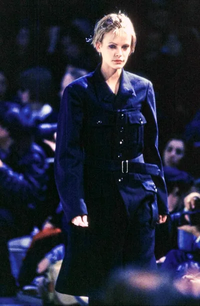 コムデギャルソン 1994秋冬 LOOK 47