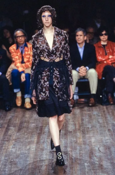コムデギャルソン 2001秋冬 LOOK 35