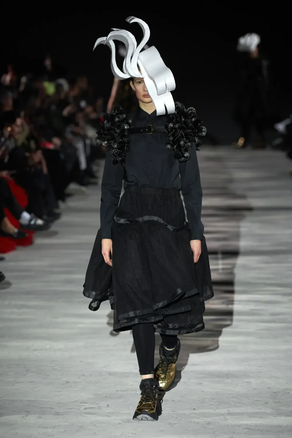 ノワールケイニノミヤ 2025年秋冬 LOOK 11