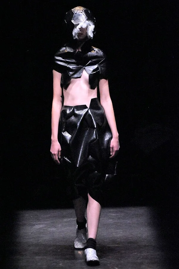 コムデギャルソン 2009春夏 LOOK 4