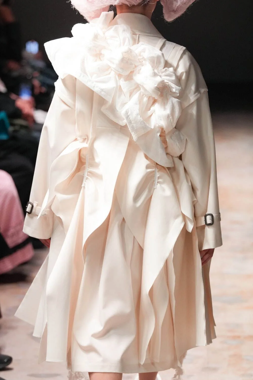 タオ 2024年秋冬 LOOK 3 / VIEW 3