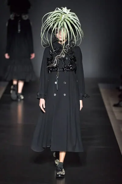ノワールケイニノミヤ 2020秋冬 LOOK 16