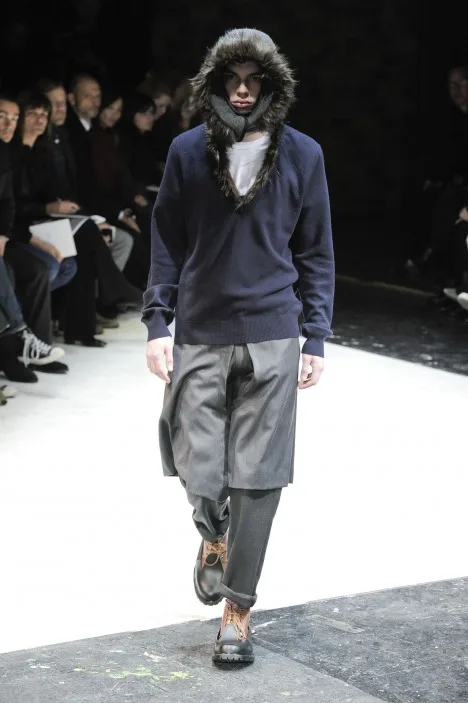 コムデギャルソンオムプリュス 2010秋冬 LOOK 33